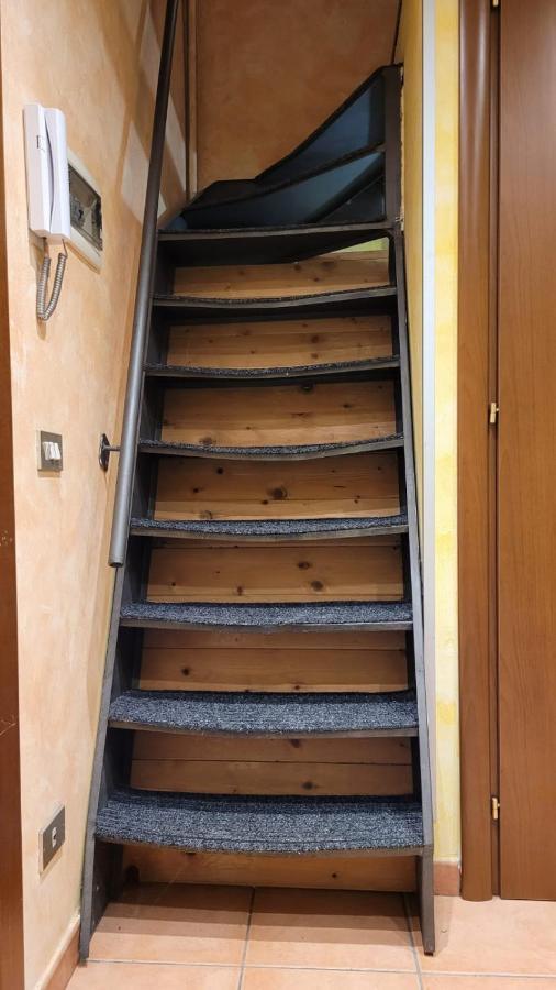 Porta Romana Small Studio Apartment Milan Exterior photo