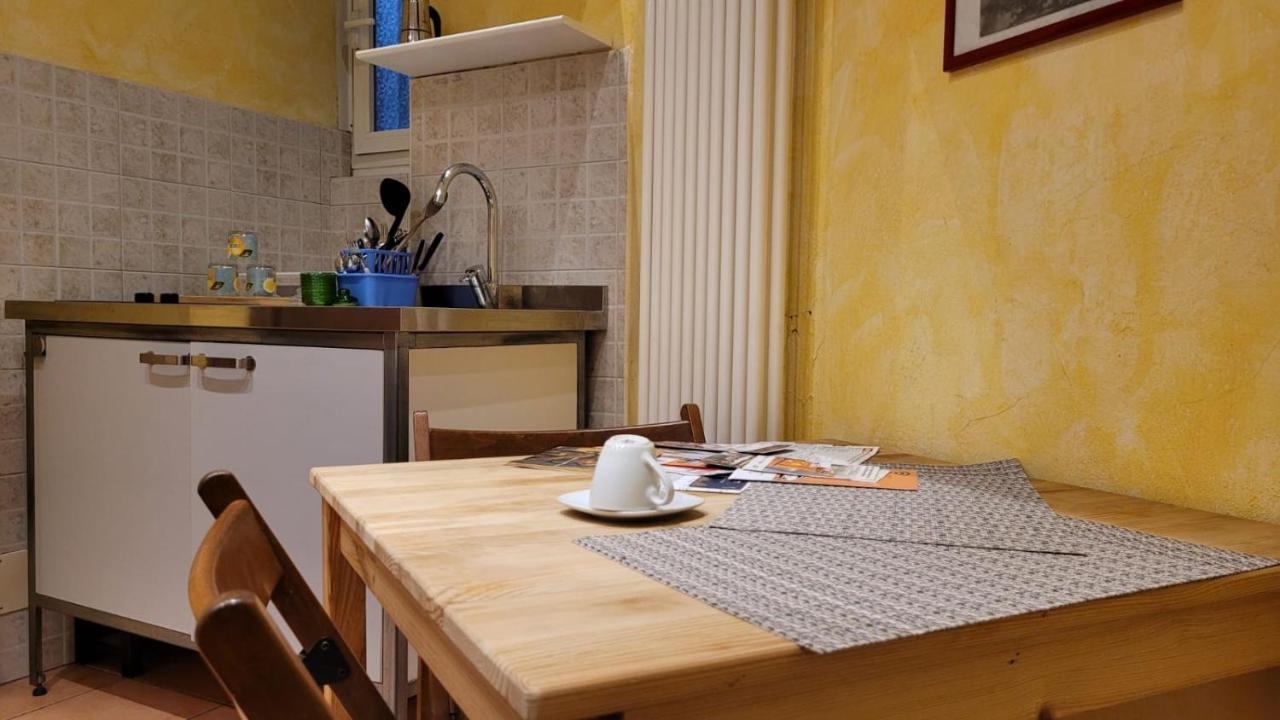 Porta Romana Small Studio Apartment Milan Exterior photo
